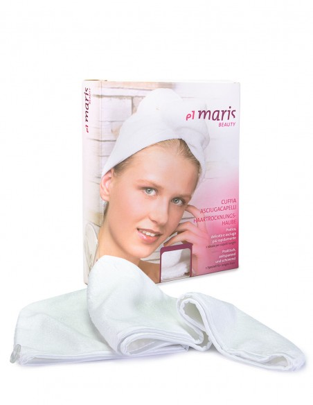Confezione del turbante asciugacapelli decontestualizzata